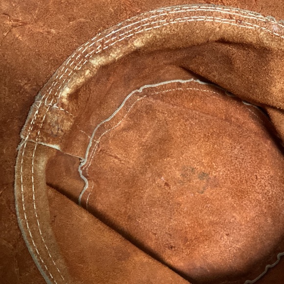 Leather hat - Picture 7 of 8